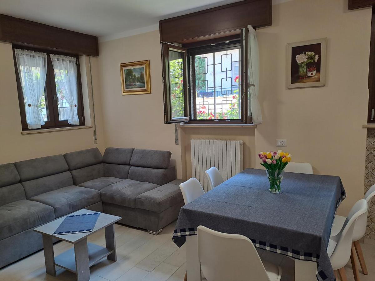 Casa Vacanze Kristina Brissago-Valtravaglia Bagian luar foto